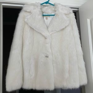 NWOT Michael Kors Ivory Faux Fur Jacket with silver tone buttons: Medium